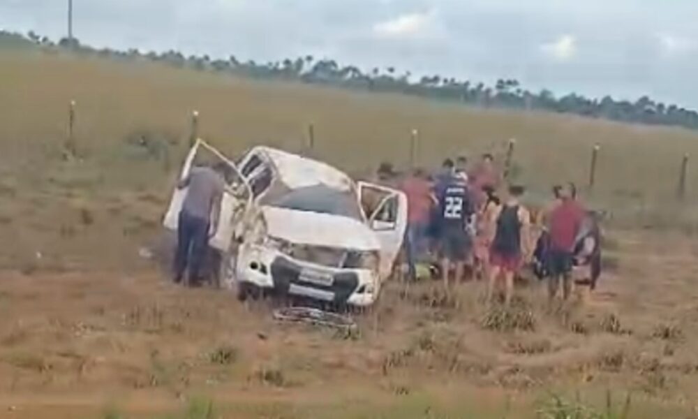 cinco-ficam-feridos-apos-motorista-perder-controle-e-caminhonete-cair-em-ribanceira-na-rr-205-–-roraima-1