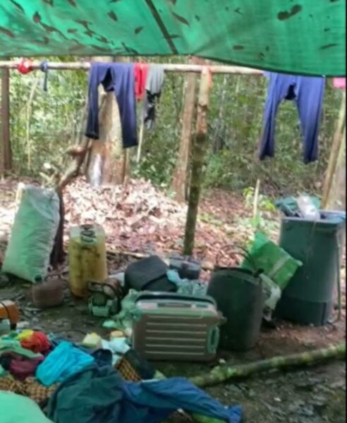 video:-invasores-afirmam-ter-sido-expulsos-de-garimpo-ilegal-por-indigenas-na-terra-yanomami