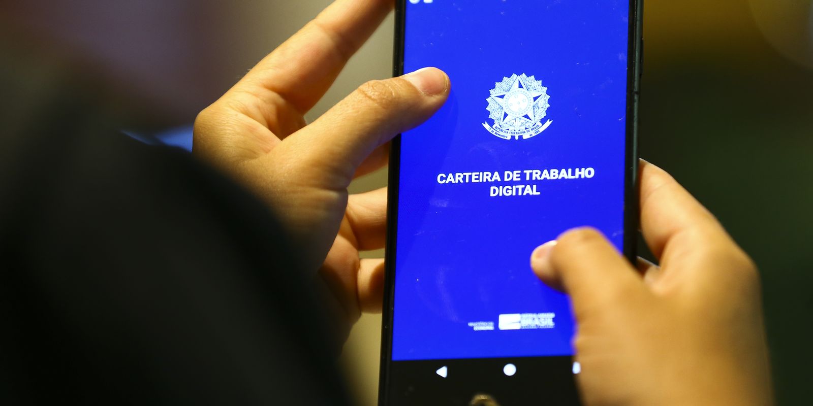 consumo-da-populacao-influencia-geracao-de-empregos,-diz-ministro