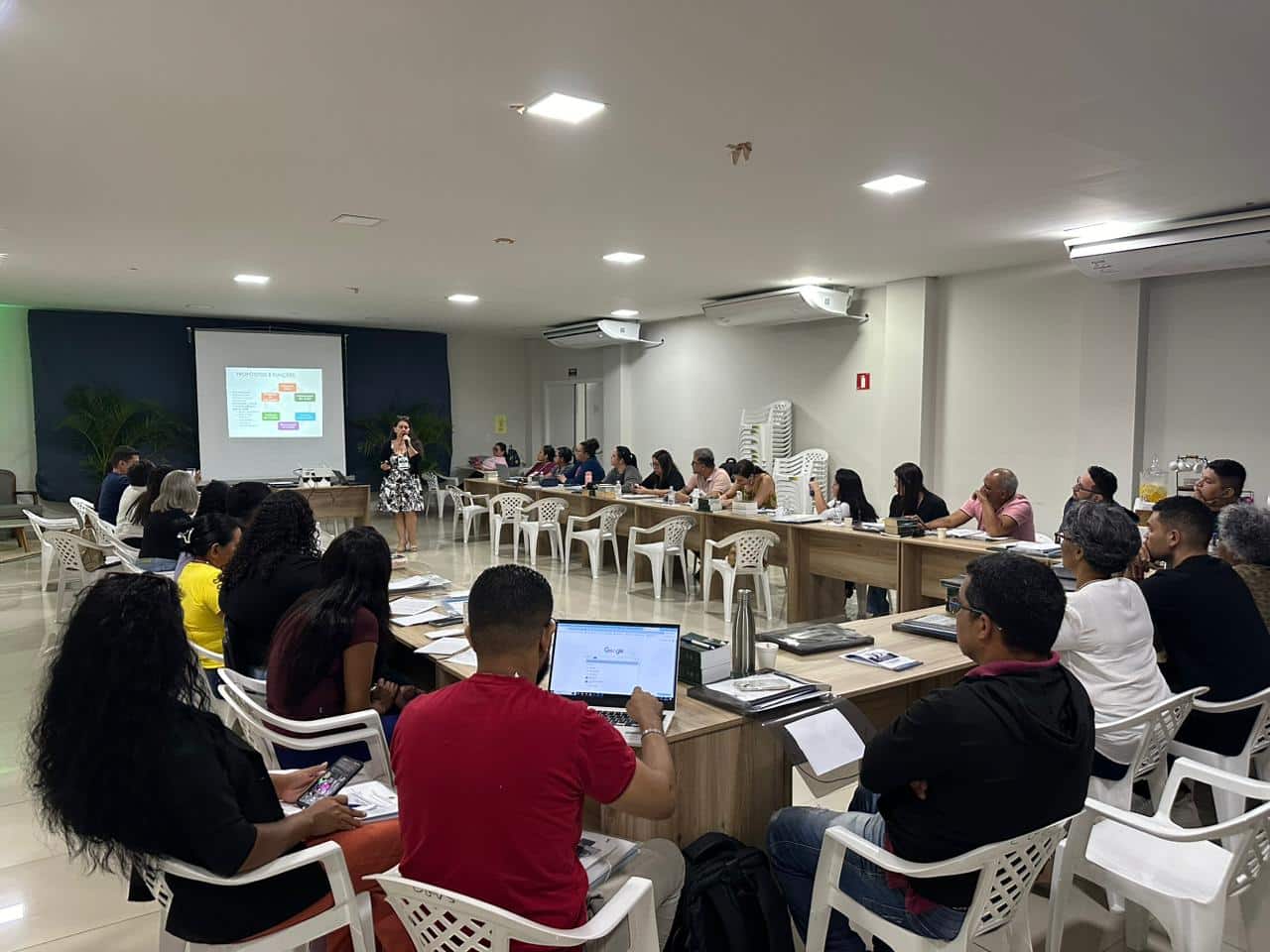 profissionais-sao-treinados-sobre-codificacao-de-causa-do-obito-–-governo-de-roraima