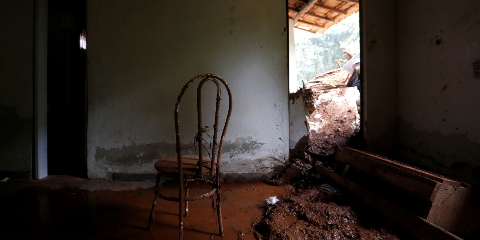 brumadinho:-livro-conta-historia-da-associacao-de-parentes-das-vitimas