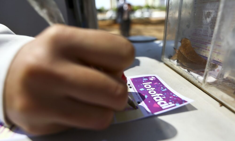 lotofacil-da-independencia-sorteia-premio-estimado-em-r$-200-milhoes
