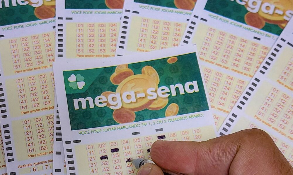 nenhum-apostador-acerta-as-seis-dezenas-da-mega-sena
