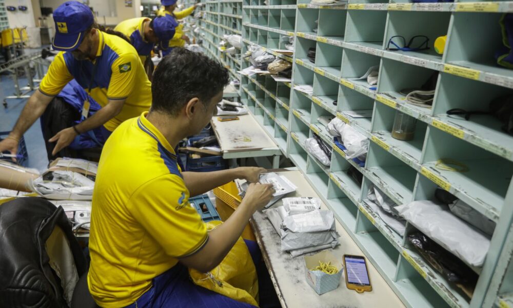 concurso-dos-correios-destina-30%-das-vagas-para-negros-e-indigenas