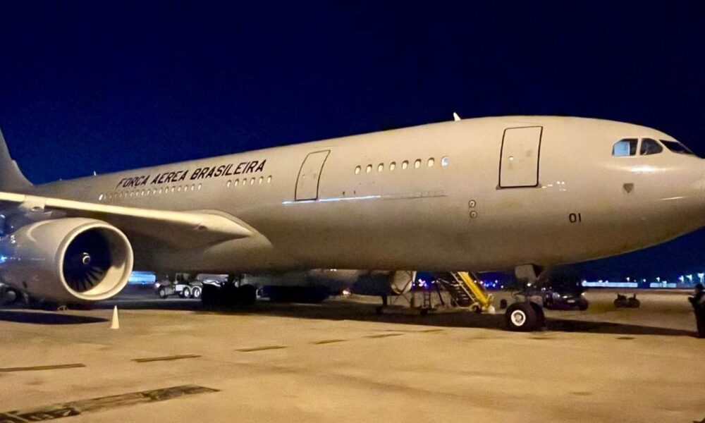 aviao-da-fab-chega-ao-libano-para-resgatar-brasileiros