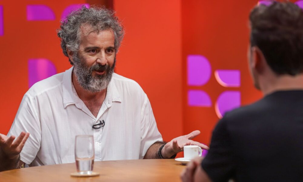 dr-com-demori-recebe-o-cineasta-adirley-queiros