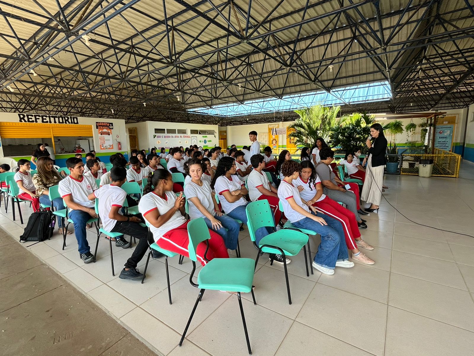 acao-psicossocial-em-colegio-militarizado-promove-valorizacao-da-vida-por-meio-de-palestras-–-governo-de-roraima