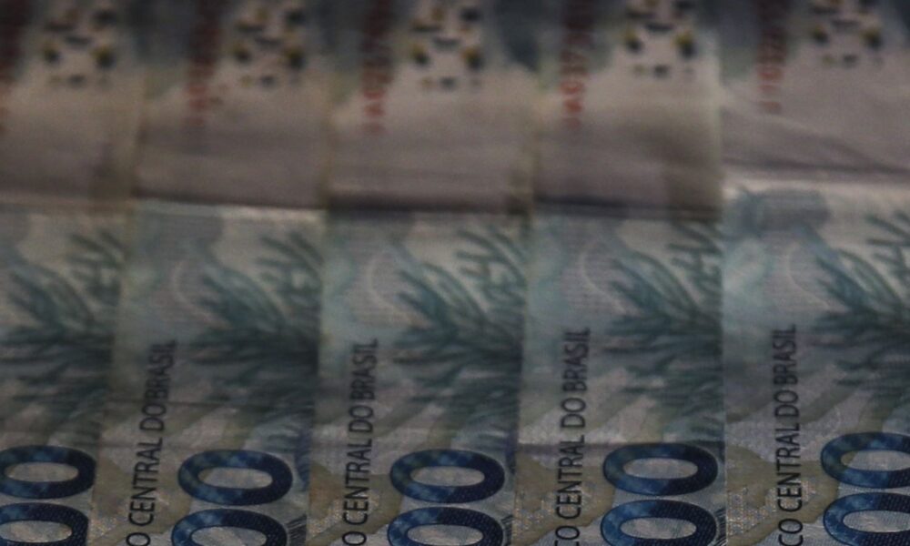 governo-preve-economia-de-r$-70-bilhoes-em-dois-anos-com-pacote-fiscal