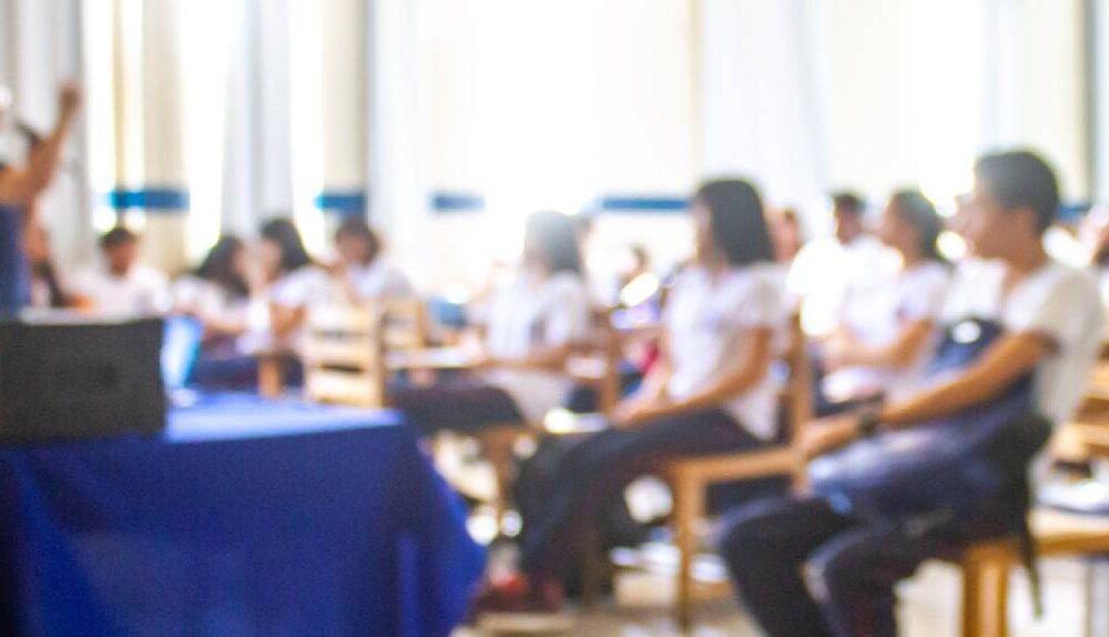 publicas-e-privadas-ale-rr-aprova-criacao-de-selo-para-escolas-que-promoverem-integracao-de-pessoas-com-autismo-|-ale-rr-|-assembleia-legislativa-de-roraima