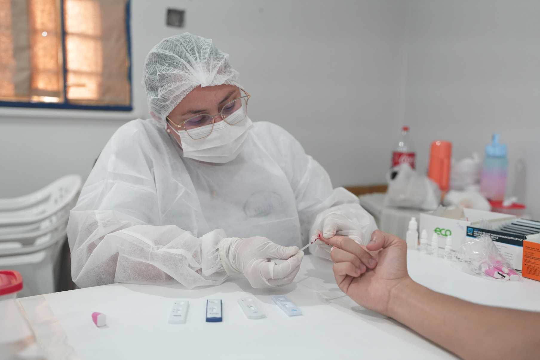 sesau-distribui-e-faz-569-testes-rapidos-e-autotestes-para-ists-na-expoferr-show -–-governo-de-roraima