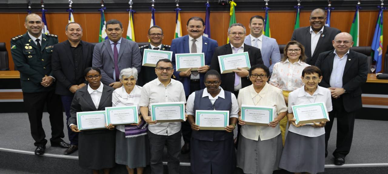 ‘orgulho-de-roraima’-homenagens-marcam-encerramento-do-ano-legislativo-na-ale-rr-|-ale-rr-|-assembleia-legislativa-de-roraima