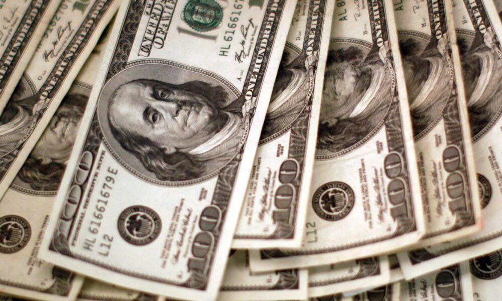 empresa-que-fornece-dados-a-google-admite-erro-sobre-cotacao-do-dolar