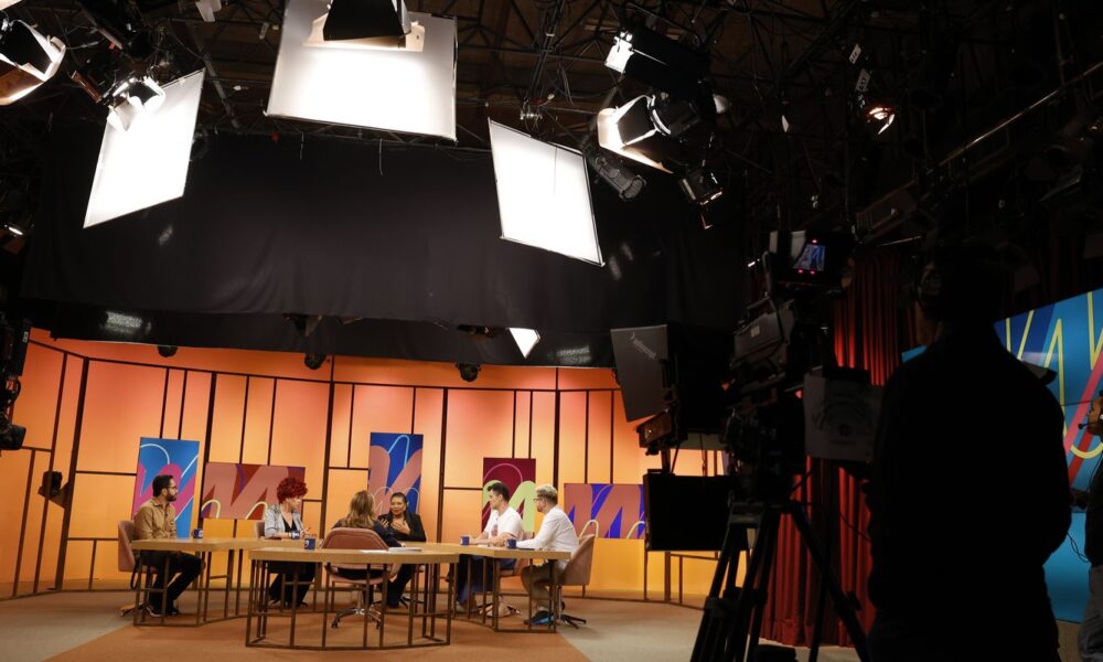 tv-brasil-apresenta-musicais-do-sem-censura-na-semana-de-ano-novo