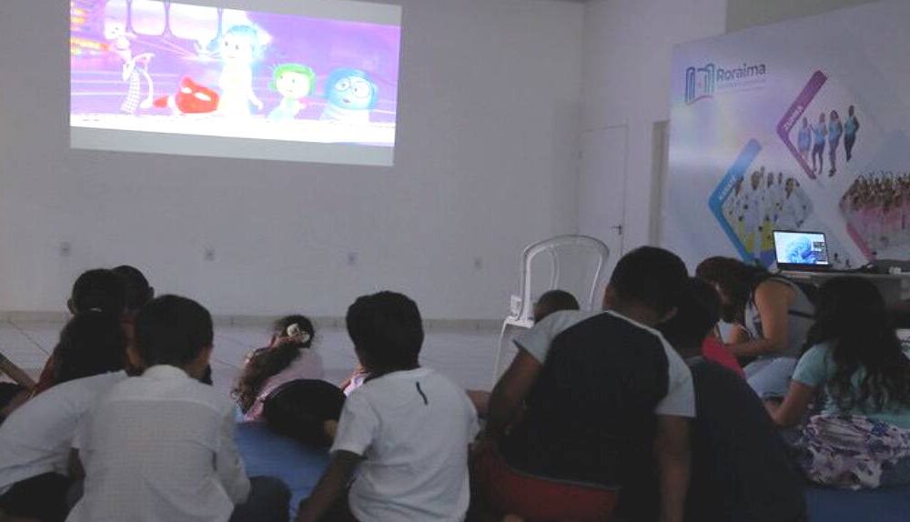 no-polo-pedra-pintada-alunos-do-centro-de-convivencia-da-juventude-participam-de-sessao-especial-do-filme-divertidamente-2-|-ale-rr-|-assembleia-legislativa-de-roraima
