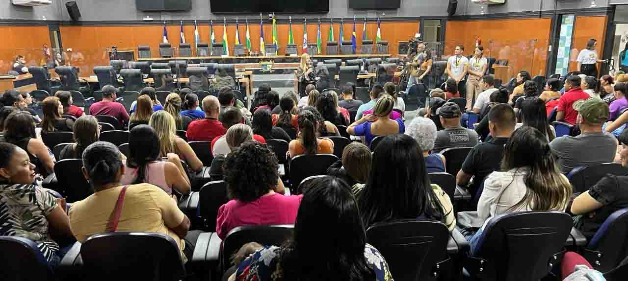 dialogo-e-inclusao-teamarr-reune-mais-de-500-pais-de-criancas-e-adolescentes-para-apresentacao-de-projetos-para-2025-|-ale-rr-|-assembleia-legislativa-de-roraima