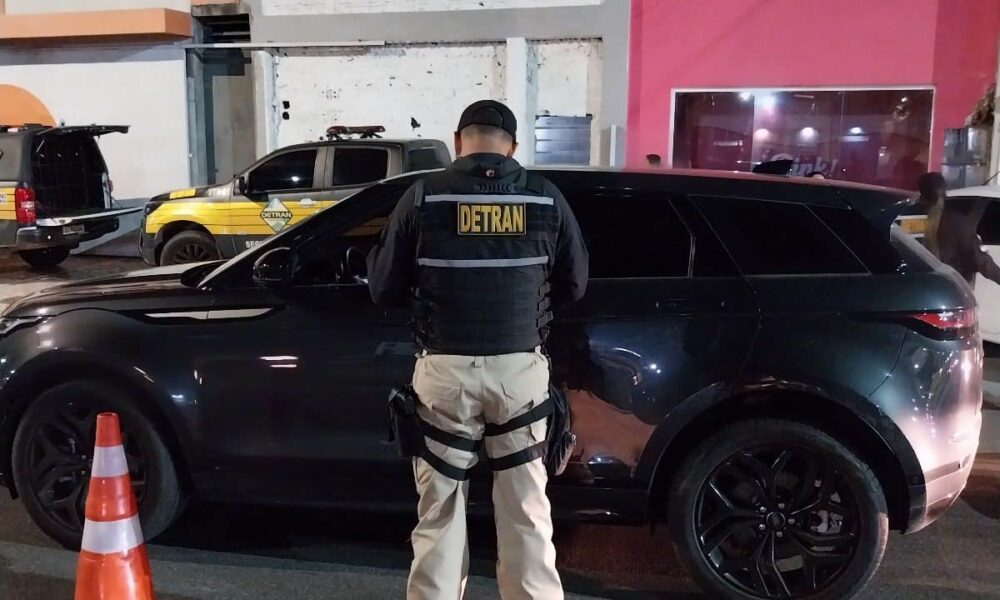 detran-rr-e-pmrr-abordam-menor-de-idade-dirigindo-veiculo-sob-efeito-de-alcool-–-governo-de-roraima