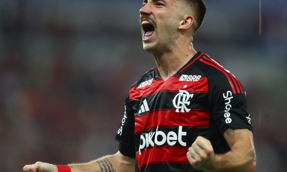 flamengo-derrota-botafogo-e-assume-lideranca-do-carioca