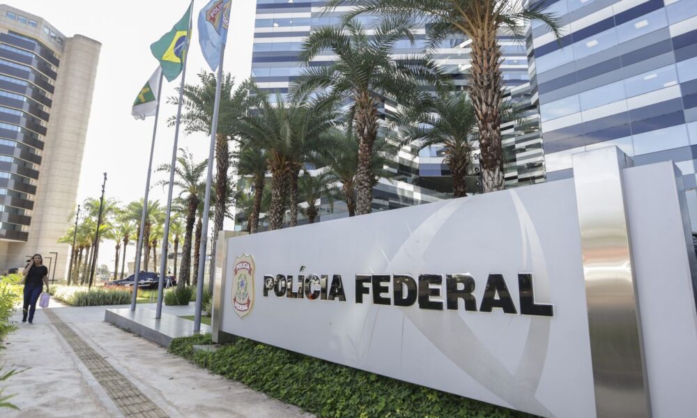 policia-federal-autoriza-concurso-com-mil-vagas-para-carreira-policial