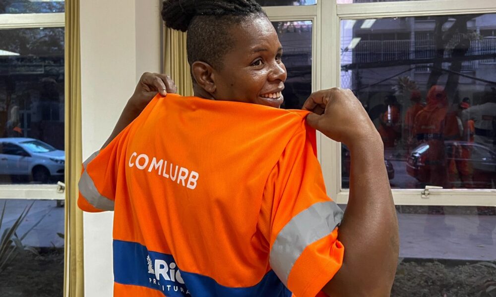 garis-do-rio-recebem-uniformes-para-enfrentar-calor