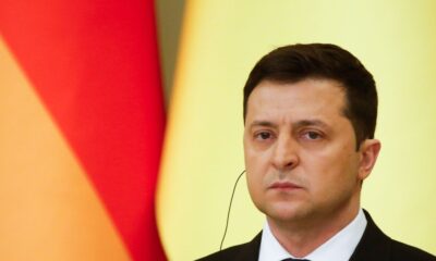 “devemos-alcancar-a-paz-pela-forca”,-diz-zelensky-no-3o-ano-em-guerra