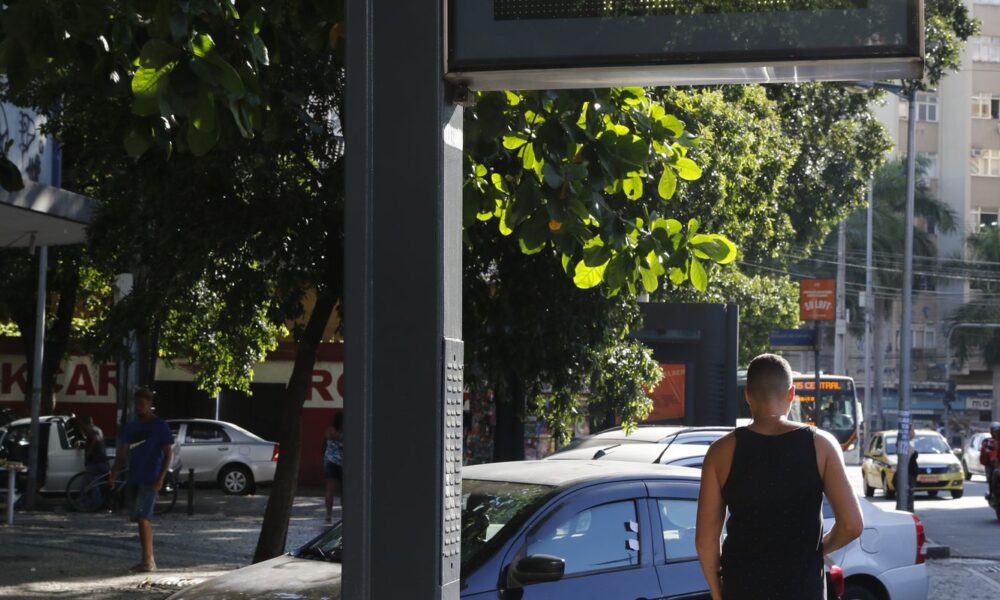 carnaval-deve-ser-de-calor-forte-e-pouca-chuva-na-maior-parte-do-pais