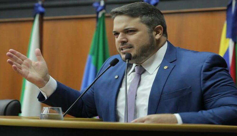 ‘pressao-popular’-dr.-claudio-cirurgiao-afirma-que-investigacao-de-denuncias-ligadas-a-sesau-continua-mesmo-apos-exoneracao-de-secretaria-|-ale-rr-|-assembleia-legislativa-de-roraima