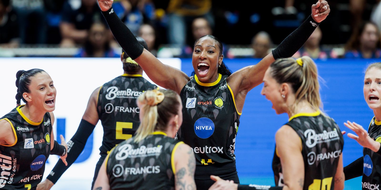 praia-clube-e-tricampeao-do-sul-americano-de-volei-feminino