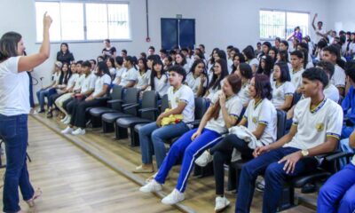 ouvidoria-estudantil-alunos-escolhem-primeiros-ouvidores-da-escola-maria-das-neves-rezende-|-ale-rr-|-assembleia-legislativa-de-roraima