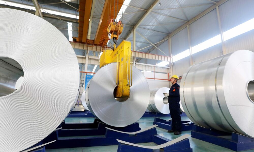 brasil-avalia-recorrer-a-omc-contra-tarifa-dos-eua-ao-aco-e-aluminio