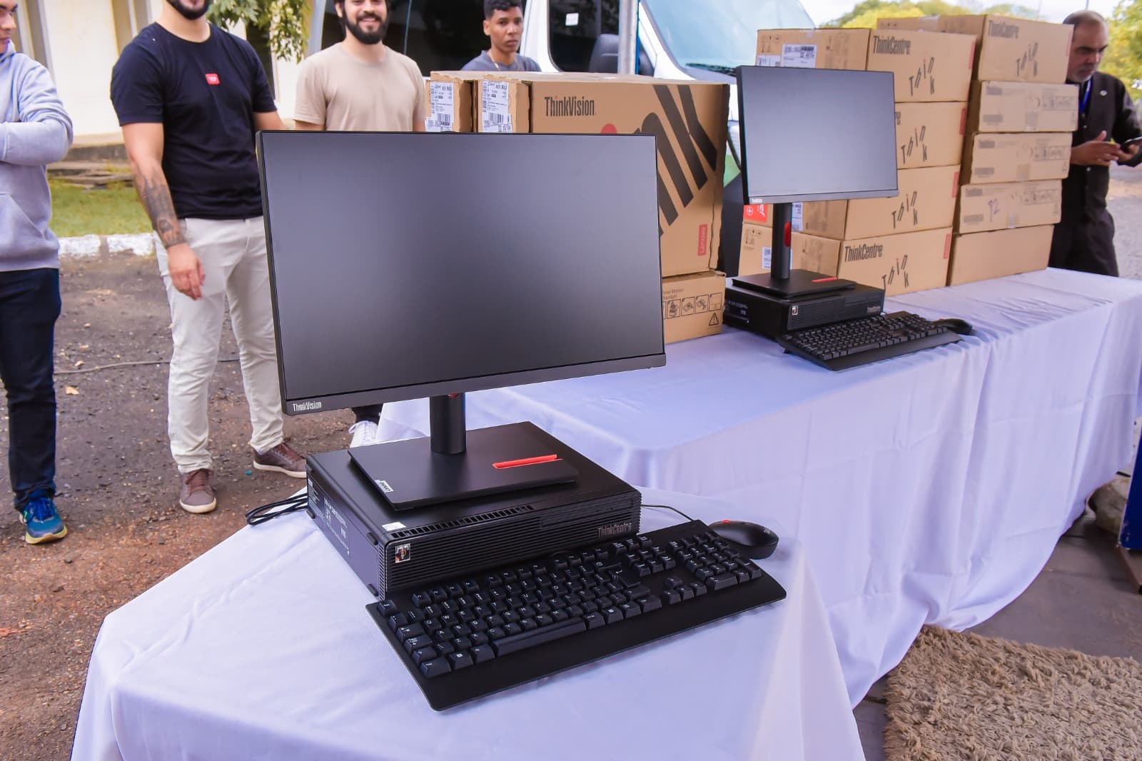 governo-de-roraima-realiza-a-entrega-de-66-computadores-e-tres-vans-para-a-secretaria-das-cidades-–-governo-de-roraima