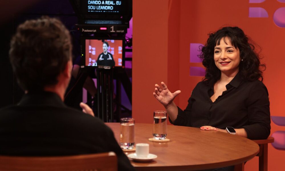 no-dr-com-demori,-economista-juliane-furno-analisa-desafios-globais