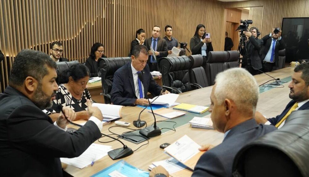 apos-debates-ccj-da-ale-rr-rejeita-maioria-dos-vetos-governamentais-e-destrava-pauta-em-sessao-desta-terca-feira-(18)-|-ale-rr-|-assembleia-legislativa-de-roraima