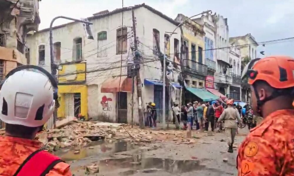 desabamento-de-casarao-causa-uma-morte-no-centro-do-rio