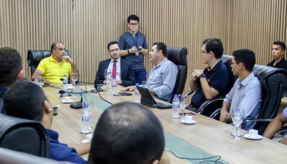 geracao-de-emprego-e-renda-comissao-da-ale-rr-e-empresarios-discutem-solucoes-para-ampliar-servico-de-energia-solar-no-estado-|-ale-rr-|-assembleia-legislativa-de-roraima