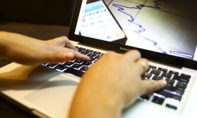 setor-de-servicos-cresce-0,8%-na-passagem-de-janeiro-para-fevereiro