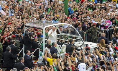 visita-do-papa-ao-brasil-reuniu-3,7-milhoes-de-pessoas-no-rio-em-2013