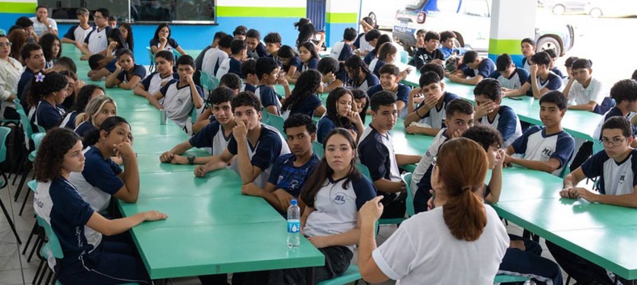 monteiro-lobato-deputado-marcelo-cabral-apresenta-o-projeto-parlamento-jovem-roraimense-a-estudantes-do-ensino-medio-|-ale-rr-|-assembleia-legislativa-de-roraima