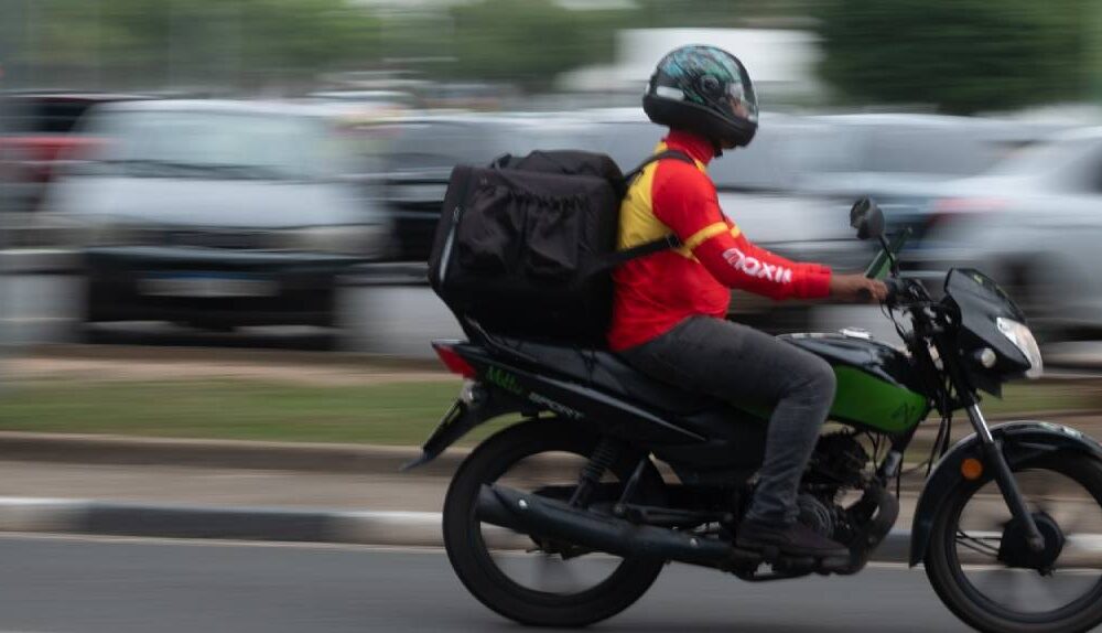 seguranca-no-transito-ale-rr-aprova-projeto-que-incentiva-seguranca-de-mototaxistas,-motoboys-e-motogirls-|-ale-rr-|-assembleia-legislativa-de-roraima