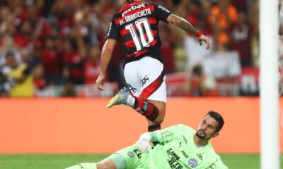 flamengo-vence-com-gol-de-arrascaeta-e-lidera-o-brasileiro