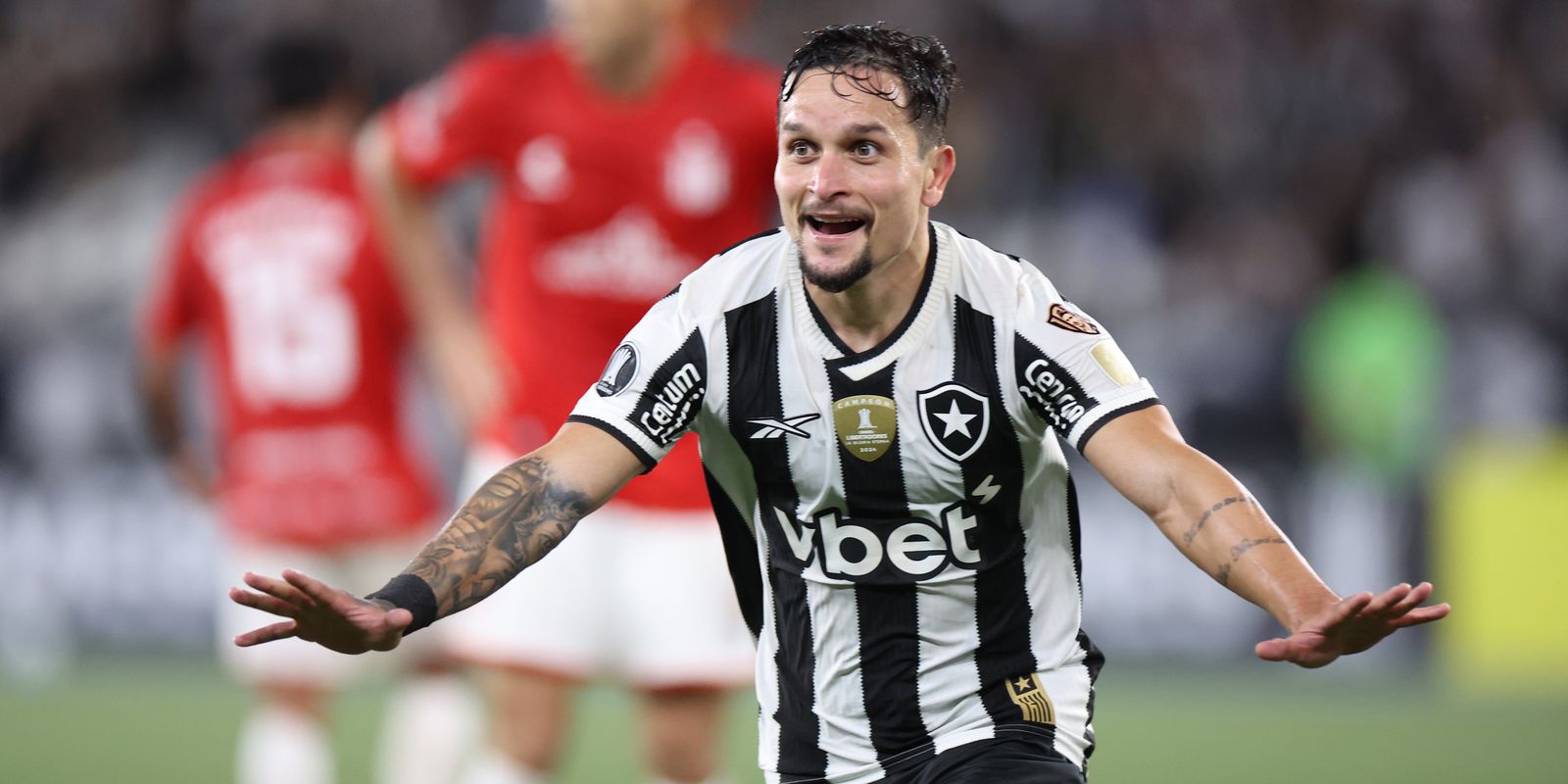 artur-marca-golaco-e-botafogo-vence-estudiantes-na-libertadores