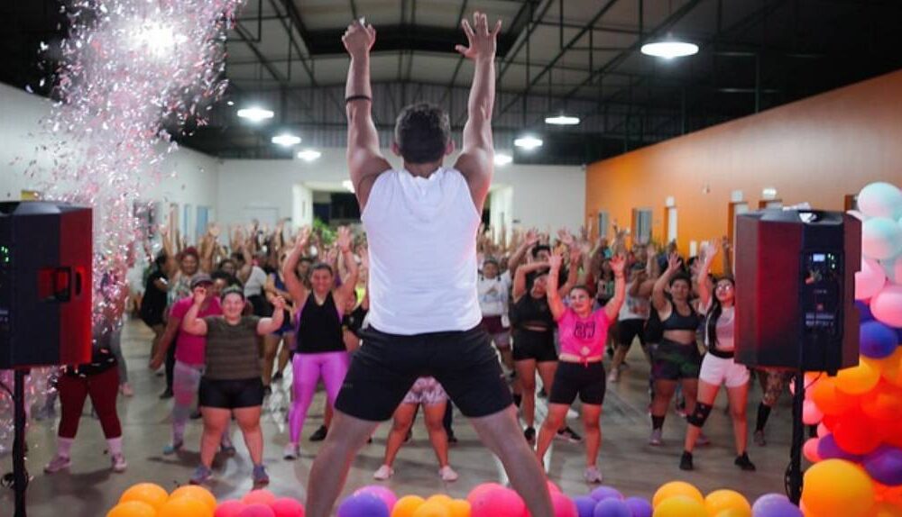 gratuitas-ale-rr-promove-saude-e-autoestima-por-meio-de-aulas-de-dancas-e-ritmos-|-ale-rr-|-assembleia-legislativa-de-roraima