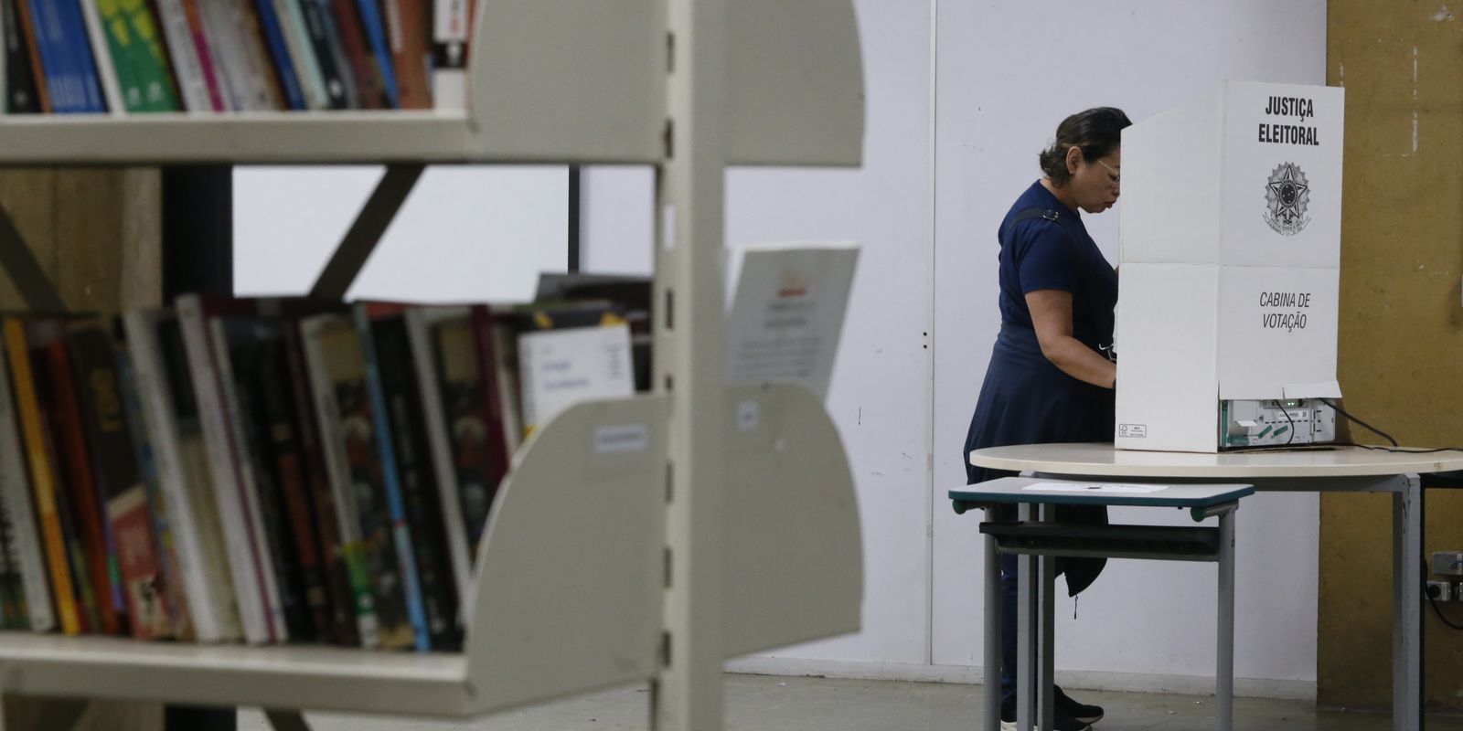 domingo-de-eleicoes:-tres-candidatos-sao-conduzidos-a-delegacias