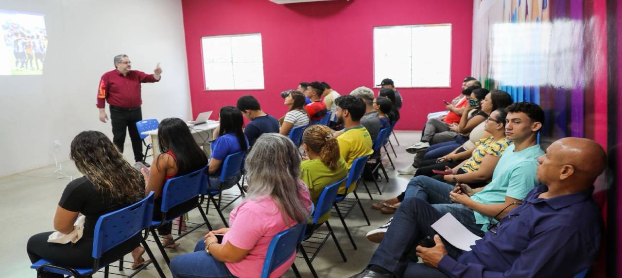 esforco-coletivo-servidores-do-centro-de-convivencia-da-juventude-participam-de-capacitacao-com-foco-no-trabalho-em-equipe-|-ale-rr-|-assembleia-legislativa-de-roraima
