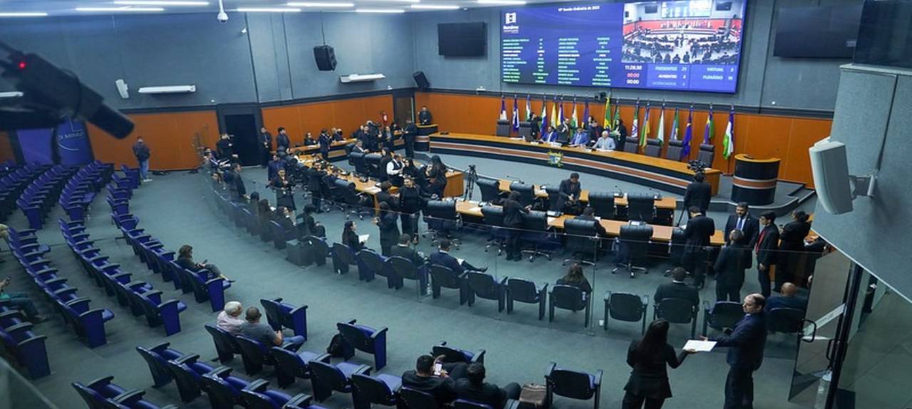 administracao-publica-ale-rr-aprova-mudancas-em-normas-internas-para-aprimorar-gestao-administrativa-|-ale-rr-|-assembleia-legislativa-de-roraima