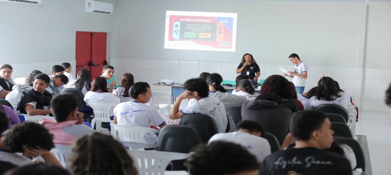 educacao-cidada-estudantes-da-escola-ayrton-senna-participam-de-capacitacao-do-parlamento-jovem-|-ale-rr-|-assembleia-legislativa-de-roraima
